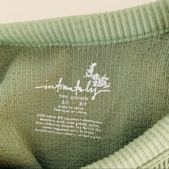 SOLD Free People Ribbed High Neck Seamless Top - Picture 7 of 8